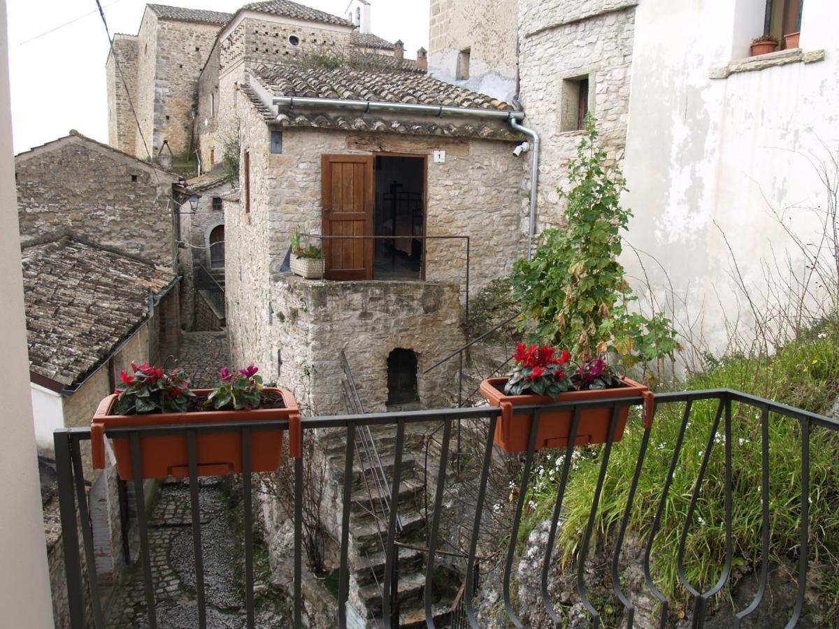 Dimora Forgione B&B - П'єтрельчина Екстер'єр фото