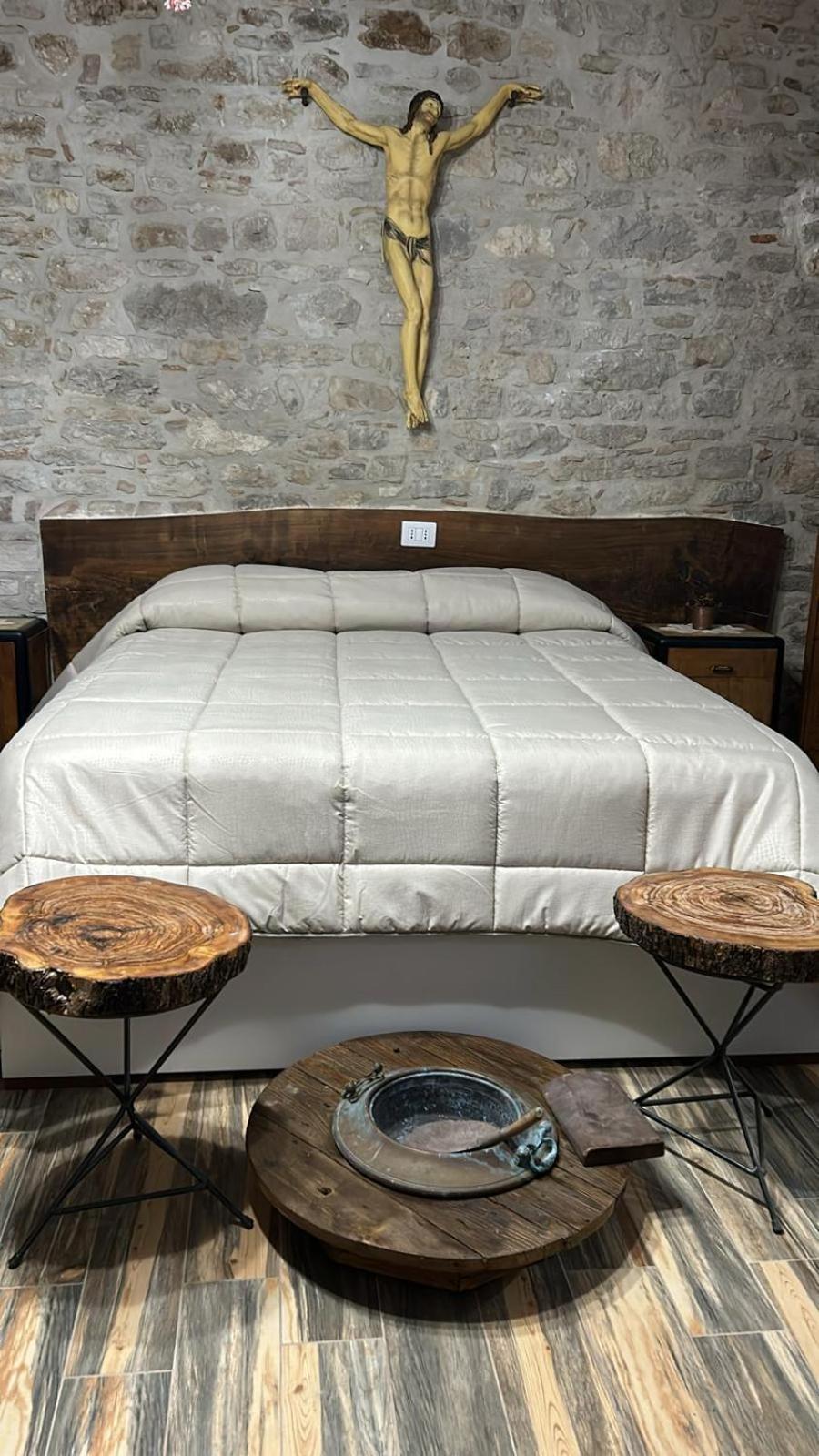 Dimora Forgione B&B - П'єтрельчина Екстер'єр фото