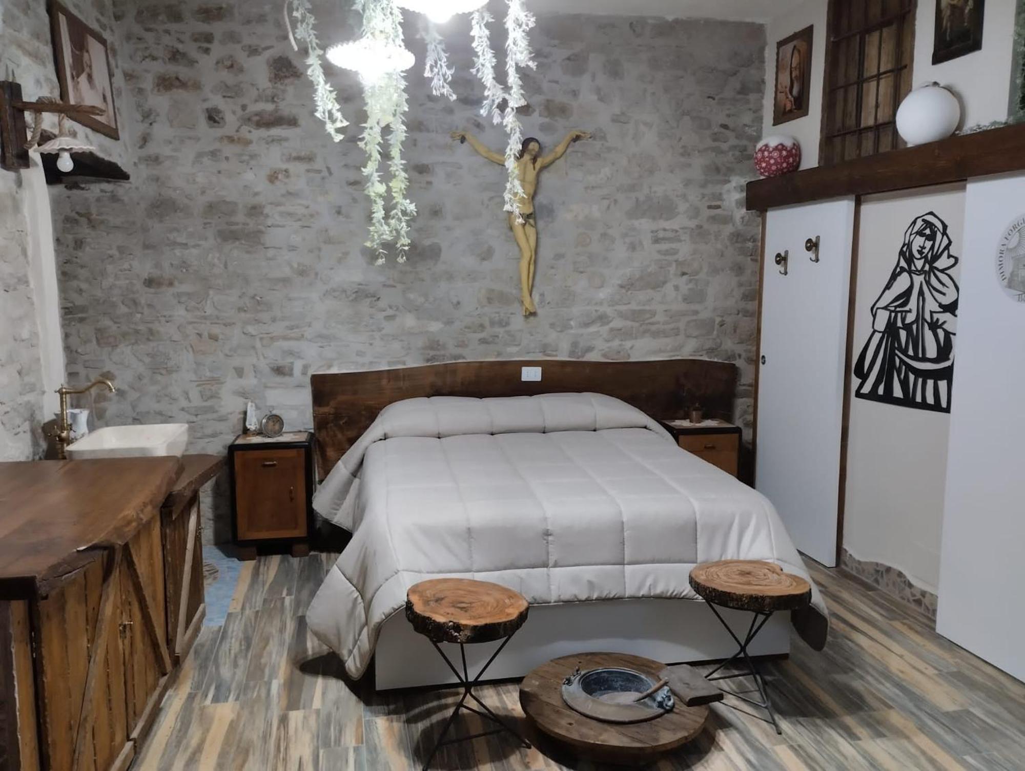 Dimora Forgione B&B - П'єтрельчина Екстер'єр фото