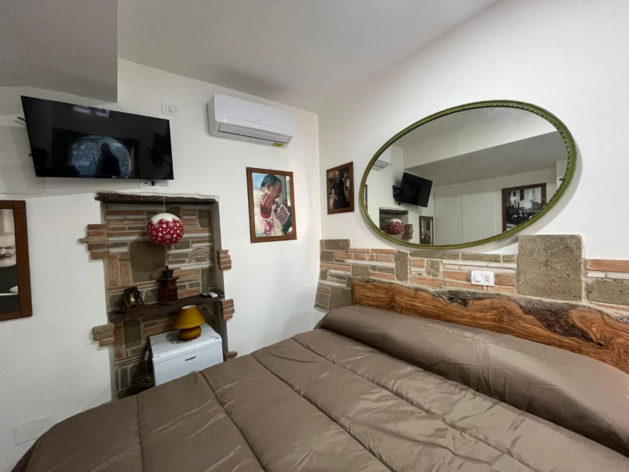 Dimora Forgione B&B - П'єтрельчина Екстер'єр фото