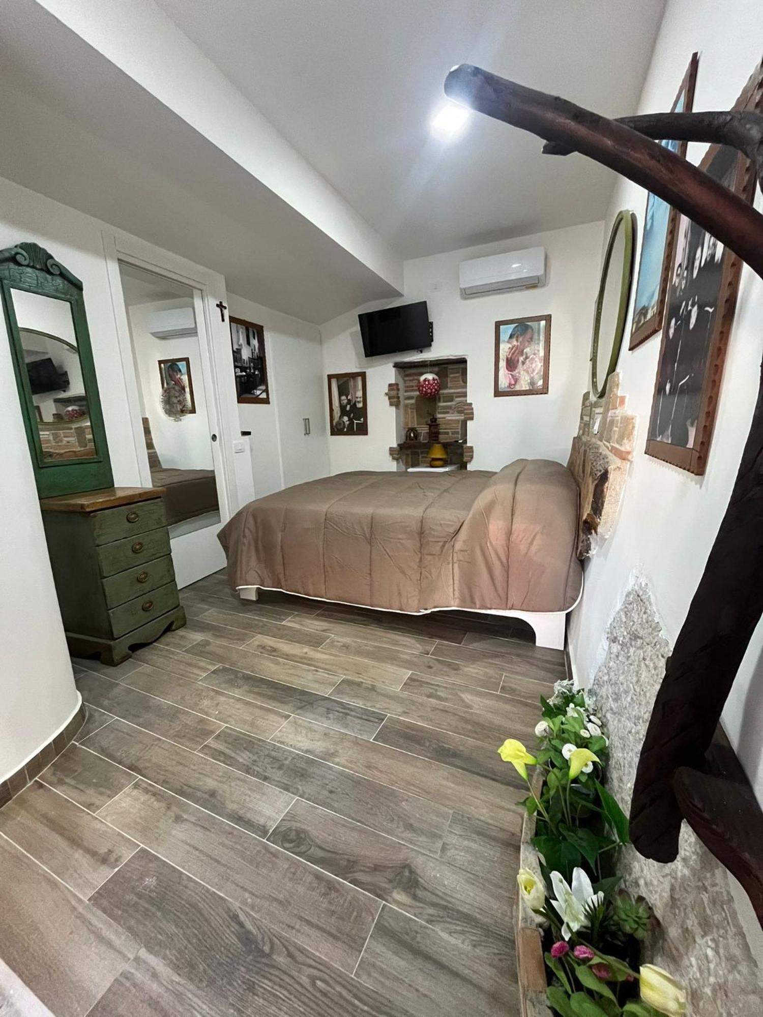 Dimora Forgione B&B - П'єтрельчина Екстер'єр фото