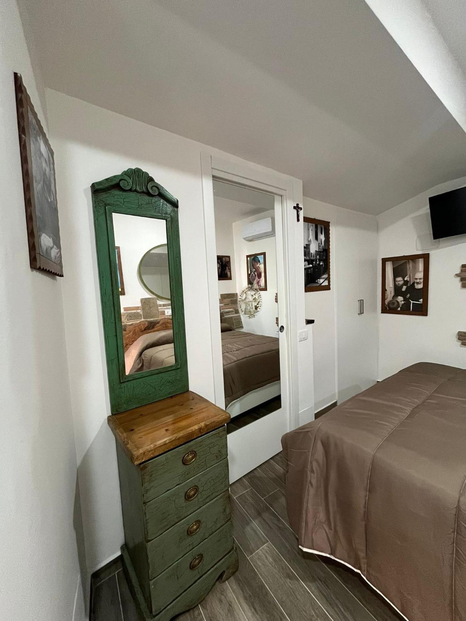 Dimora Forgione B&B - П'єтрельчина Екстер'єр фото