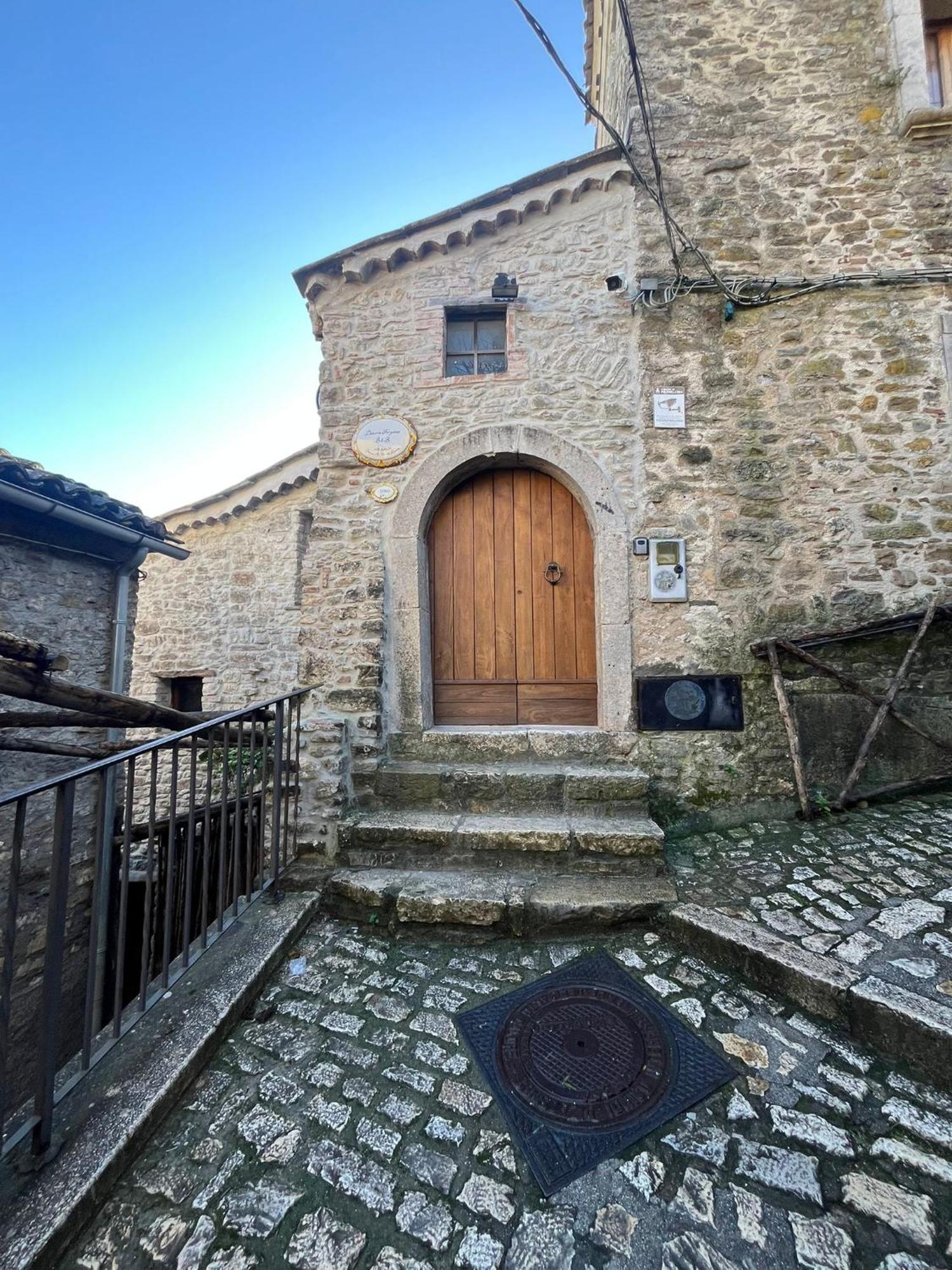 Dimora Forgione B&B - П'єтрельчина Екстер'єр фото